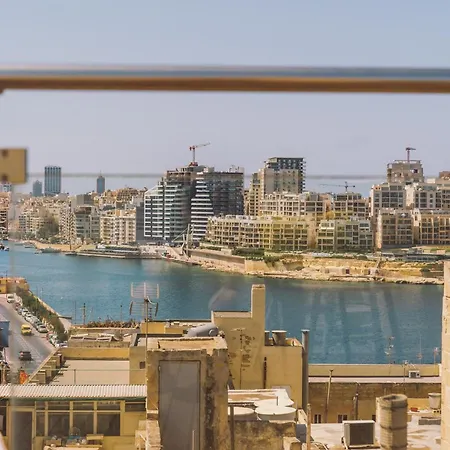 Vallettastay Skyline Sea View Studio Апартаменты Валетта